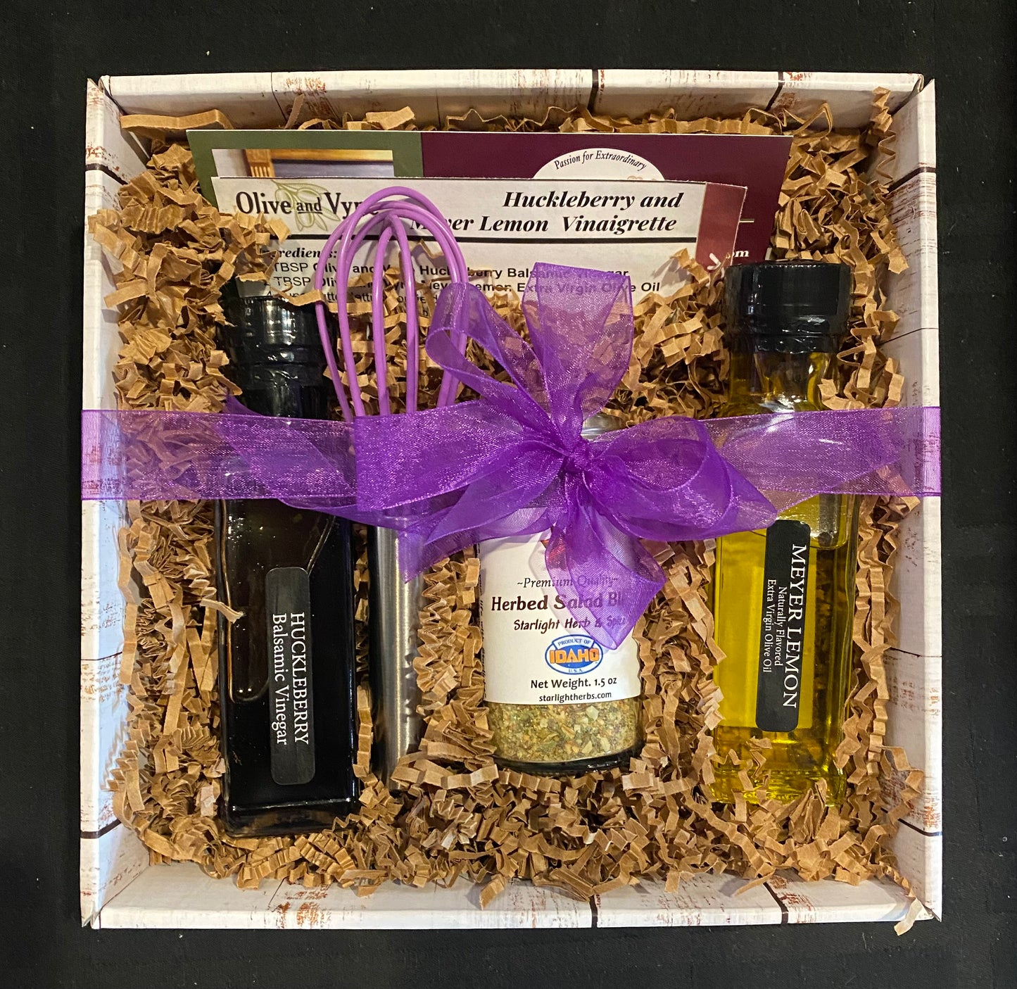 Salad Dressing Huckleberry - 8 x 8