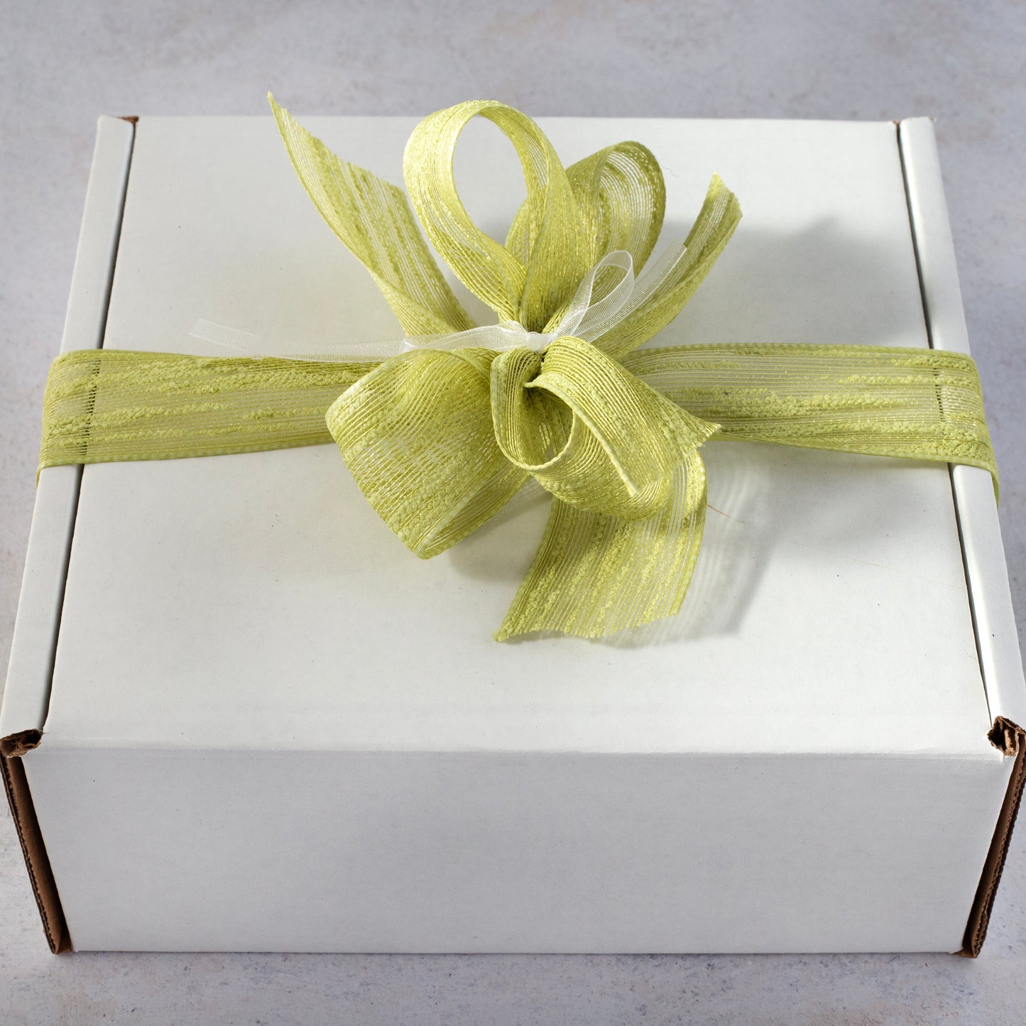 8x8 White Lidded Shipping Box with Green Bow for Pasta Lovers Gift Box
