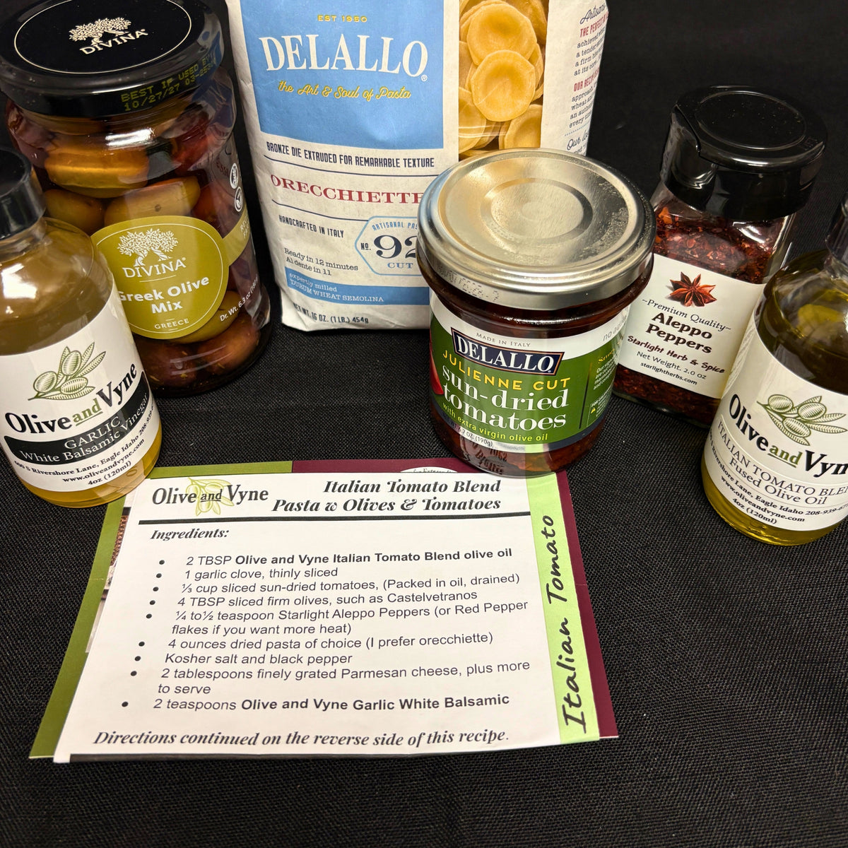 Pasta Lovers - 9x12 - Italian Tomato & Garlic Balsamic Gift Box